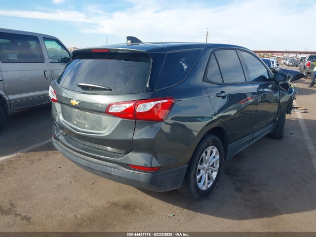 3GNAXHEV6KS586208 Chevrolet EQUINOX LS