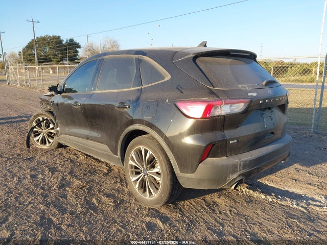 2022 FORD ESCAPE 1FMCU0G60NUB92933 Photo 2