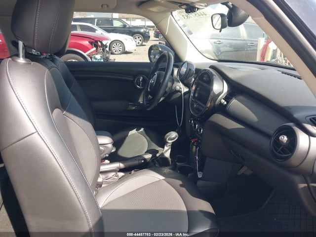 2018 MINI HARDTOP WMWXP5C53J2G64135 Photo 4
