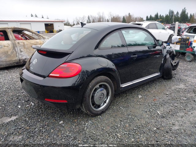 3VWF17AT6GM636354 Volkswagen Beetle 1.8t Classic