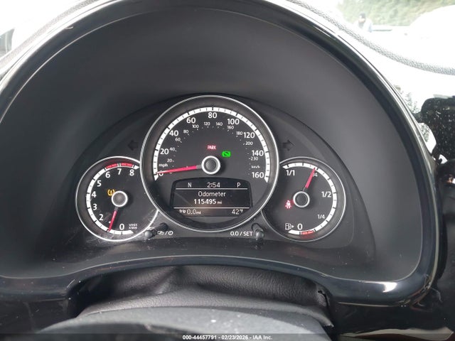 3VWF17AT6GM636354 Volkswagen Beetle 1.8t Classic