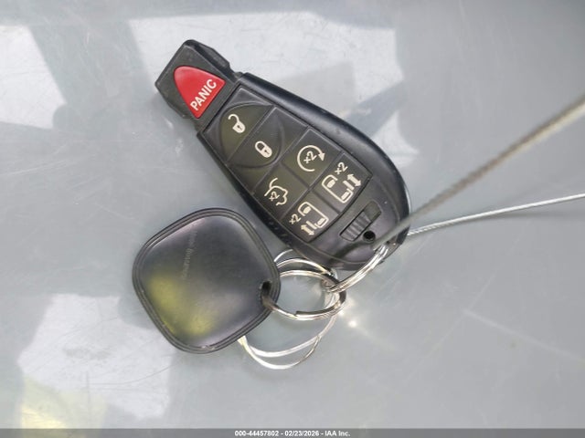 44457802 :رقم المزاد ، 2C4RC1CG1DR511029 vin ، 2013 Chrysler Town & Country Touring-l مزاد بيع