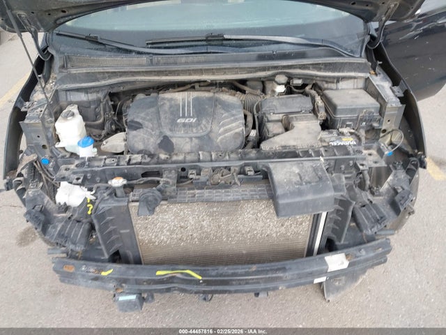 KNDMC5C1XH6317674 KIA Sedona Sx