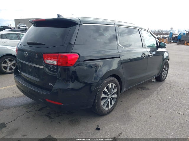 KNDMC5C1XH6317674 KIA Sedona Sx