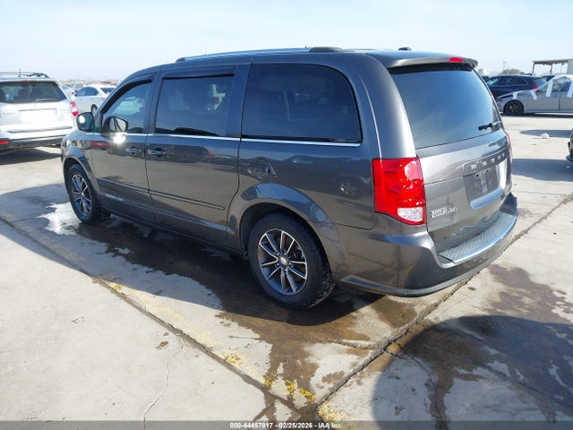2C4RDGCGXHR604668 Dodge Grand Caravan Sxt
