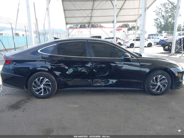 KMHL24JJXPA060664 Hyundai Sonata Hybrid Blue