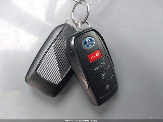 Toyota Venza Limited 2021 JTEAAAAH3MJ060118 Image 11