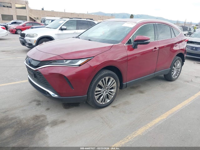Toyota Venza Limited 2021 JTEAAAAH3MJ060118 Image 2