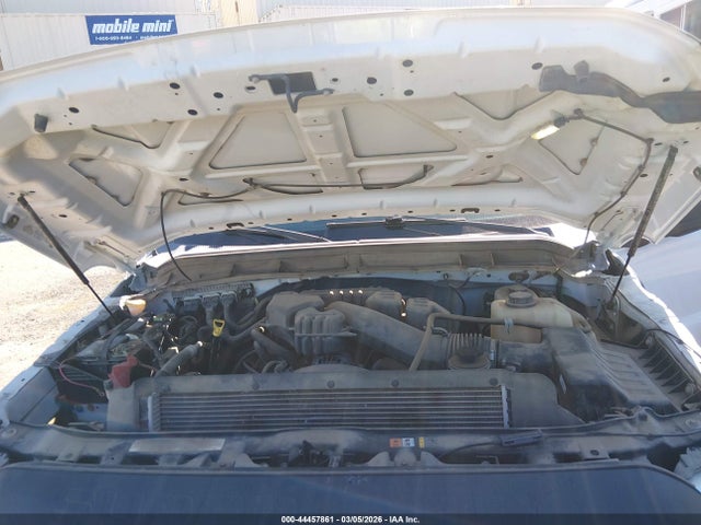 1FDRF3G68GEC86660 Ford F-350 Chassis