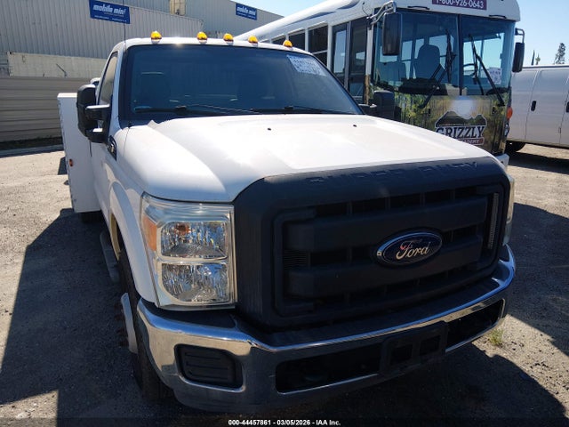 1FDRF3G68GEC86660 Ford F-350 Chassis