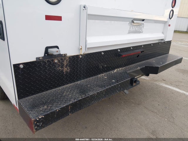 1FDRF3G68GEC86660 Ford F-350 Chassis
