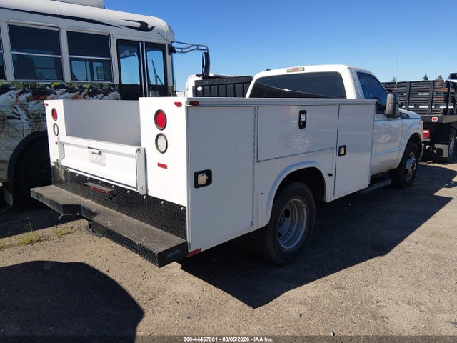 1FDRF3G68GEC86660 Ford F-350 Chassis