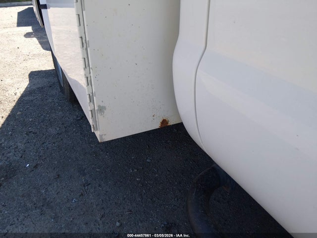 1FDRF3G68GEC86660 Ford F-350 Chassis