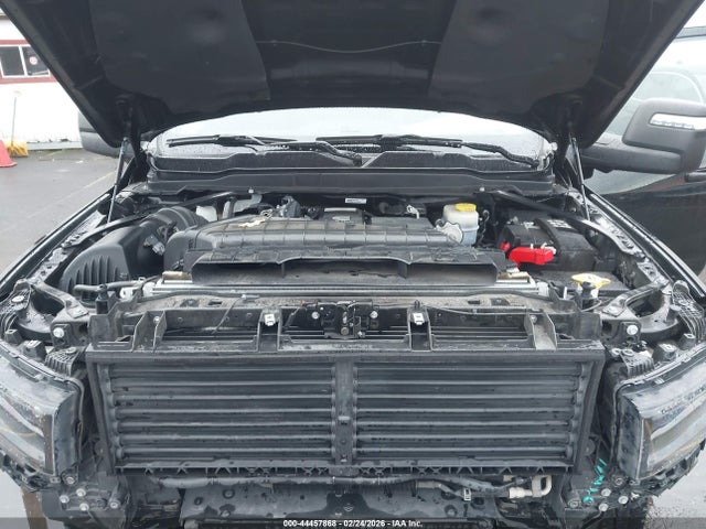 3C6UR5TL1RG160169 RAM 2500 Limited 4x4 6&#039;4 Box
