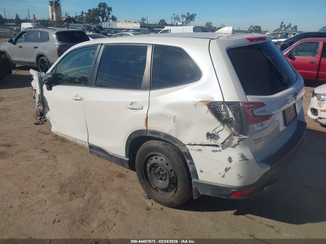 2021 SUBARU FORESTER JF2SKAAC6MH413163 Photo 2