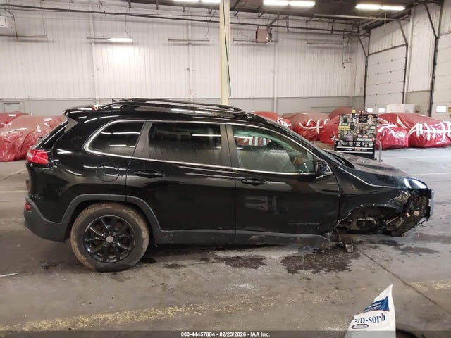 2017 Jeep Cherokee Latitude 4x4 მანქანა იყიდება აუქციონზე, vin: 1C4PJMCB4HW511428, აუქციონის ნომერი: 44457884