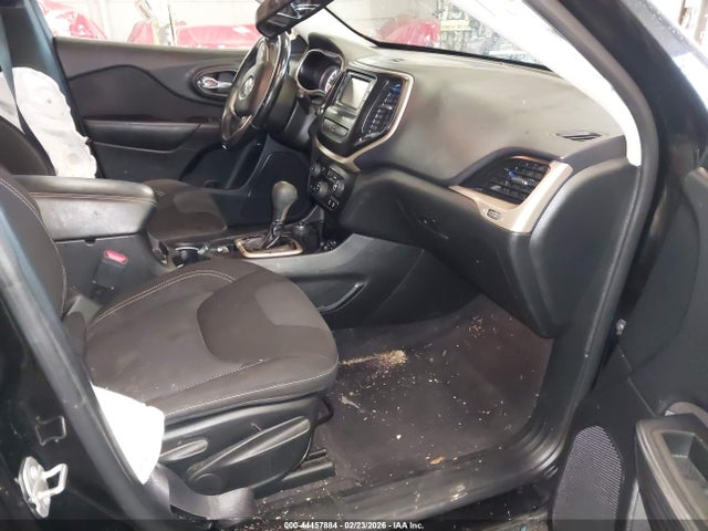 2017 Jeep Cherokee Latitude 4x4 მანქანა იყიდება აუქციონზე, vin: 1C4PJMCB4HW511428, აუქციონის ნომერი: 44457884
