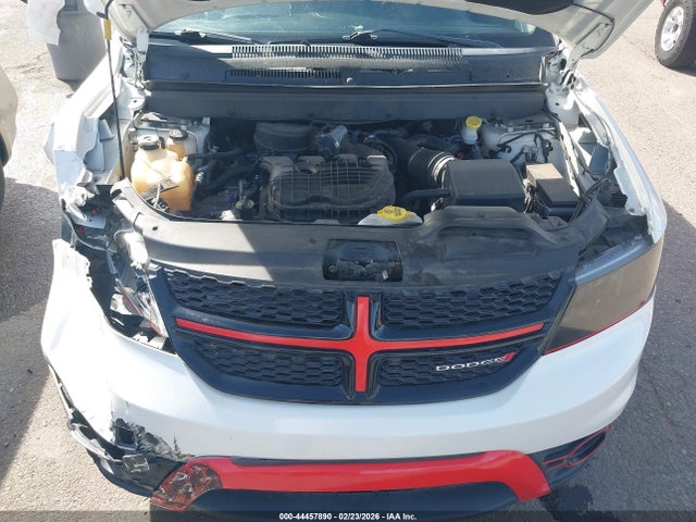 3C4PDCGGXJT475943 Dodge Journey Crossroad