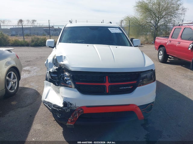 3C4PDCGGXJT475943 Dodge Journey Crossroad