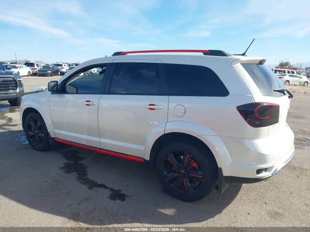 3C4PDCGGXJT475943 Dodge Journey Crossroad