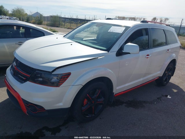 3C4PDCGGXJT475943 Dodge Journey Crossroad