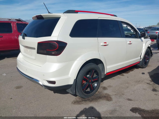 3C4PDCGGXJT475943 Dodge Journey Crossroad