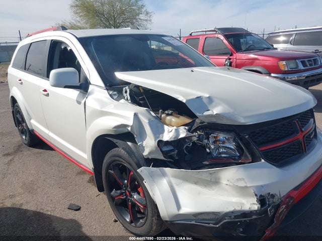 3C4PDCGGXJT475943 Dodge Journey Crossroad