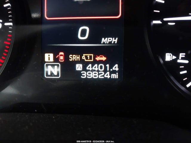 44457919 :رقم المزاد ، JF2GUABC2RH228288 vin ، 2024 Subaru Crosstrek مزاد بيع