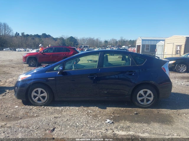 Toyota Prius Two 2015 JTDKN3DU2F0444613 Image 14