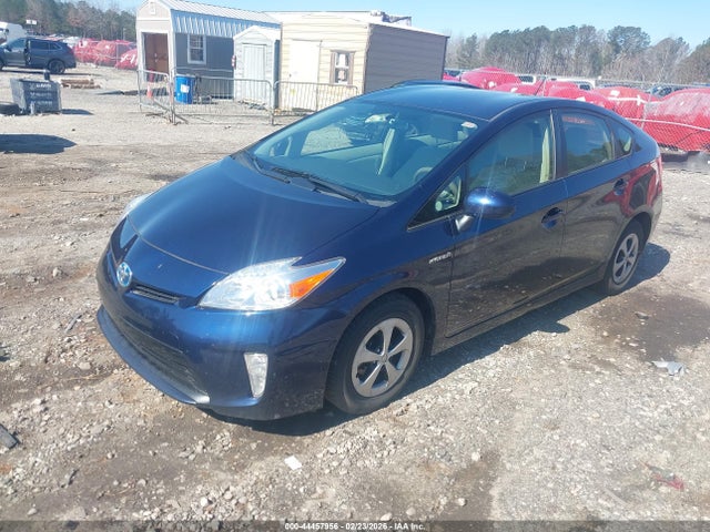Toyota Prius Two 2015 JTDKN3DU2F0444613 Image 2