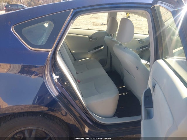 Toyota Prius Two 2015 JTDKN3DU2F0444613 Image 8