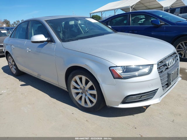 2013 AUDI A4 WAUBFAFL4DN020210