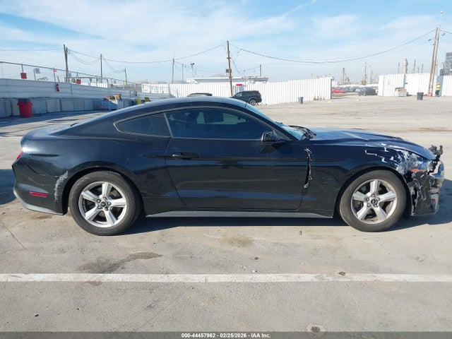 Ford Mustang Ecoboost 2018 1FA6P8THXJ5173993 Image 14