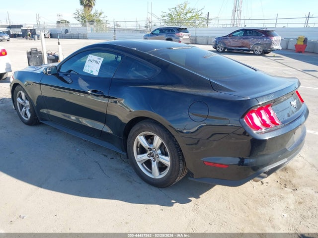 Ford Mustang Ecoboost 2018 1FA6P8THXJ5173993 Image 3
