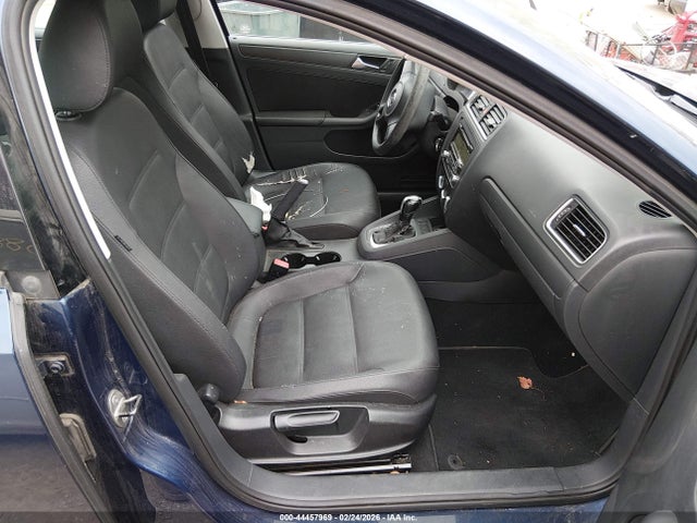 2011 Volkswagen Jetta 2.5l Se მანქანა იყიდება აუქციონზე, vin: 3VWDX7AJ3BM089976, აუქციონის ნომერი: 44457969