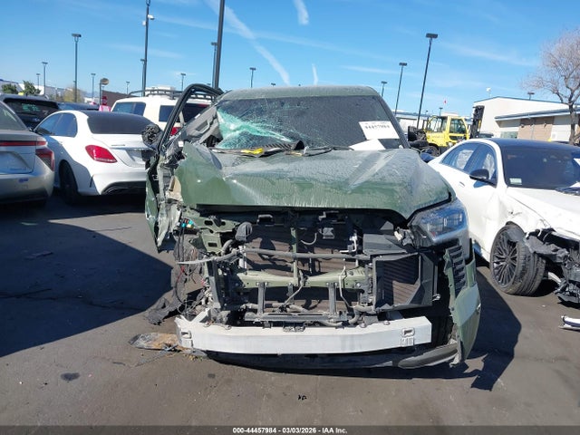 Toyota Tundra Limited 2022 5TFJA5AB0NX014235 Image 13