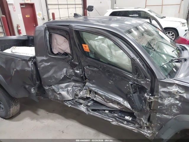5TFRX5GN1KX157838 Toyota Tacoma Sr