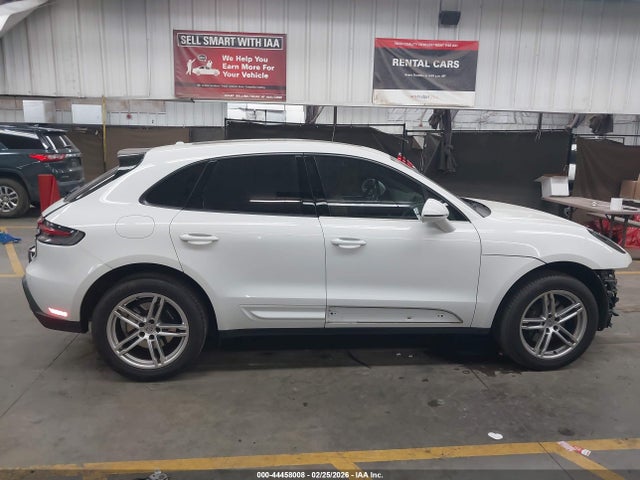 Porsche Macan 2022 WP1AA2A52NLB05666 Image 14