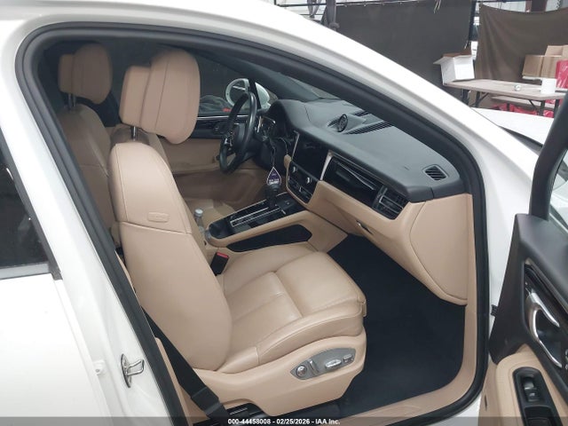 2022 PORSCHE MACAN WP1AA2A52NLB05666 Photo 4