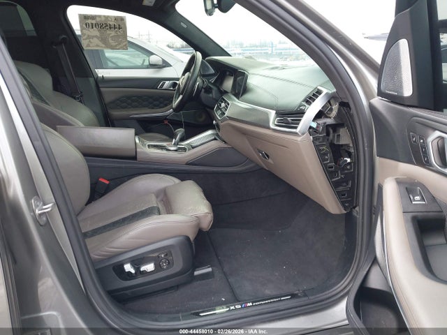 2022 BMW X5 M 5YMJU0C00N9J68073 Photo 4