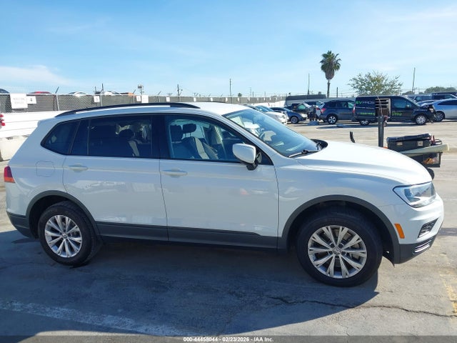 3VV1B7AX0LM132133 Volkswagen Tiguan 2.0t S