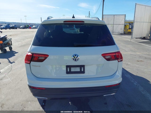 3VV1B7AX0LM132133 Volkswagen Tiguan 2.0t S