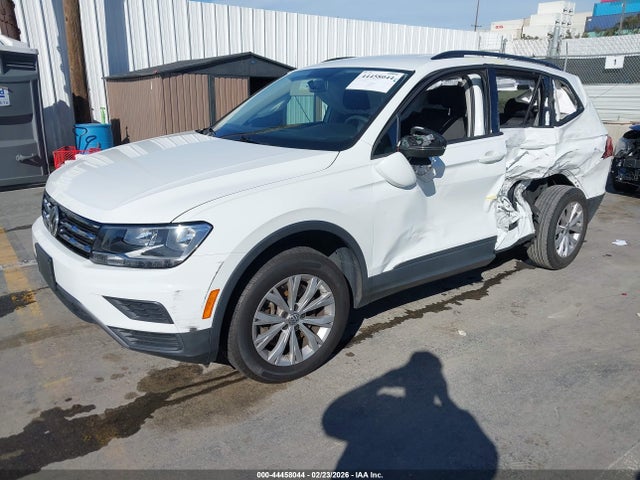 3VV1B7AX0LM132133 Volkswagen Tiguan 2.0t S