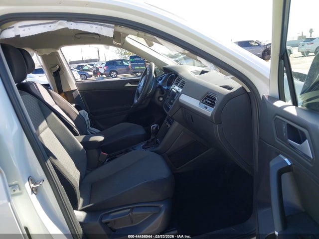 3VV1B7AX0LM132133 Volkswagen Tiguan 2.0t S