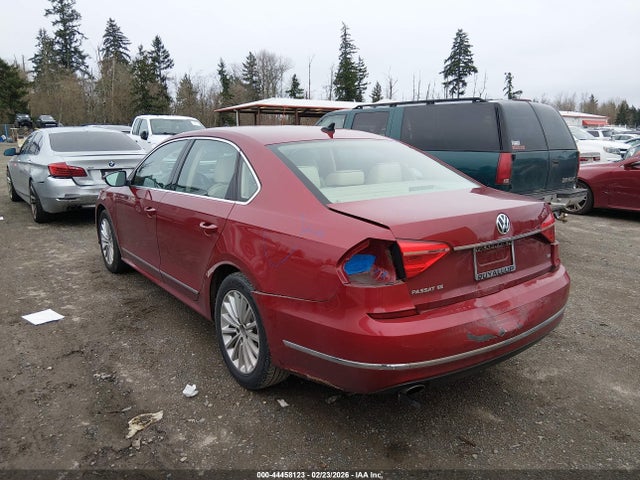 1VWBT7A38GC020861 Volkswagen Passat 1.8t Se