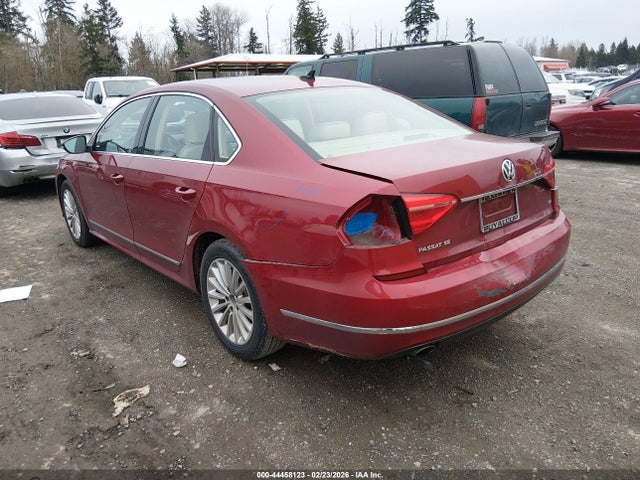 1VWBT7A38GC020861 Volkswagen Passat 1.8t Se