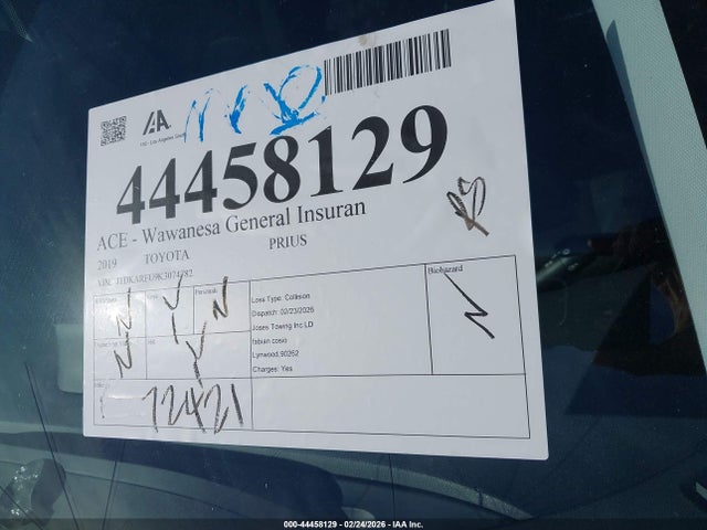 JTDKARFU9K3074782 Toyota Prius Le
