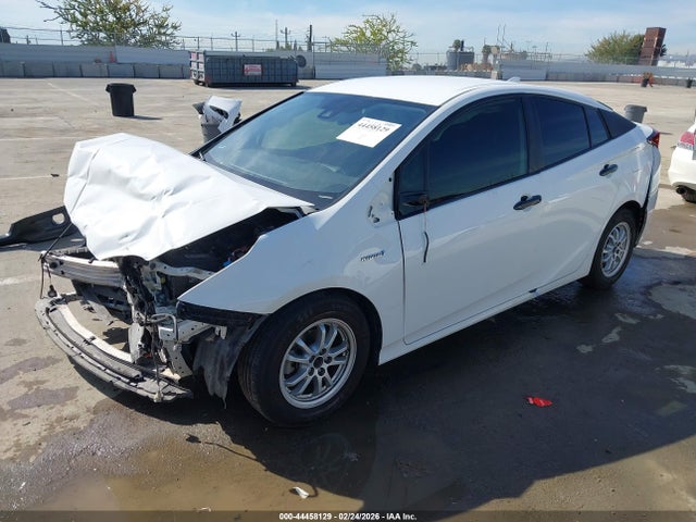 JTDKARFU9K3074782 Toyota Prius Le