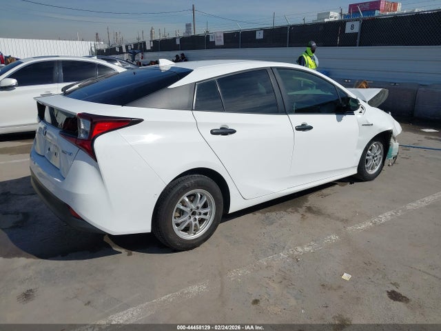 JTDKARFU9K3074782 Toyota Prius Le