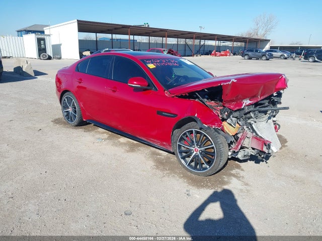 2018 JAGUAR XE SAJAG4FV2JCP17723